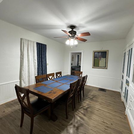 Comfy Getaway, 5 Bed, Sleeps 9, Walk To Falls! Niagarafälle Exterior foto