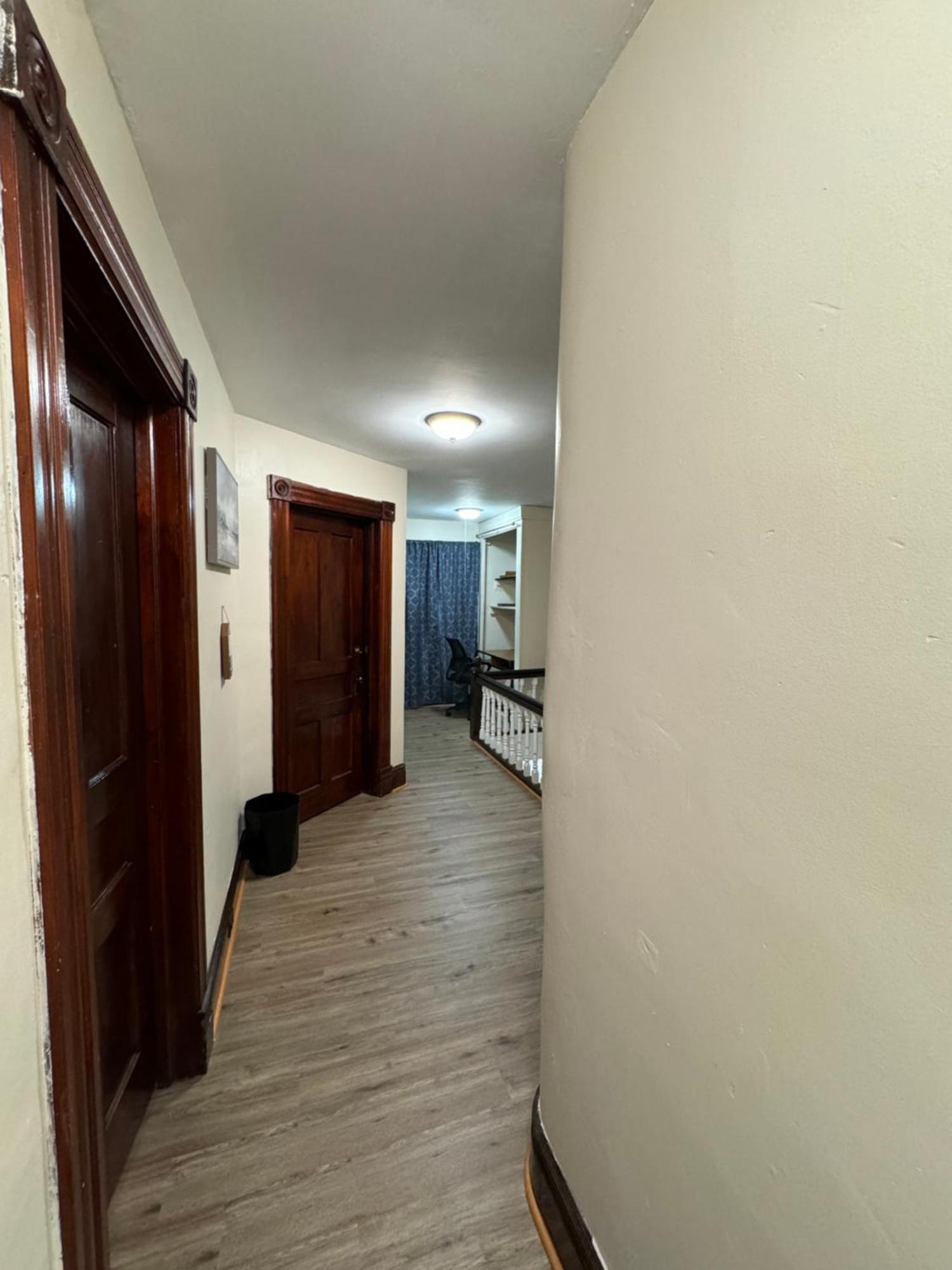 Comfy Getaway, 5 Bed, Sleeps 9, Walk To Falls! Niagarafälle Exterior foto
