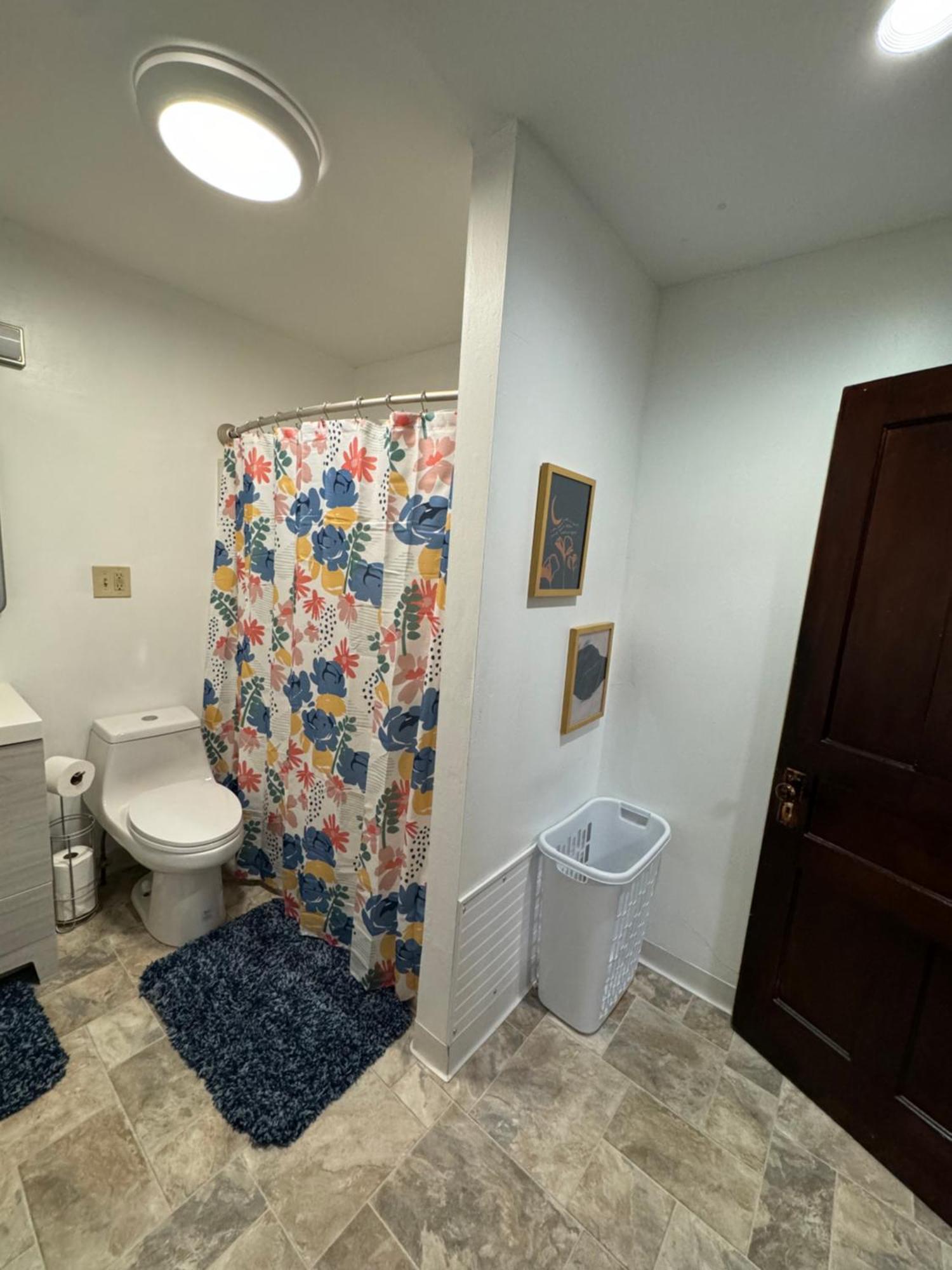 Comfy Getaway, 5 Bed, Sleeps 9, Walk To Falls! Niagarafälle Exterior foto