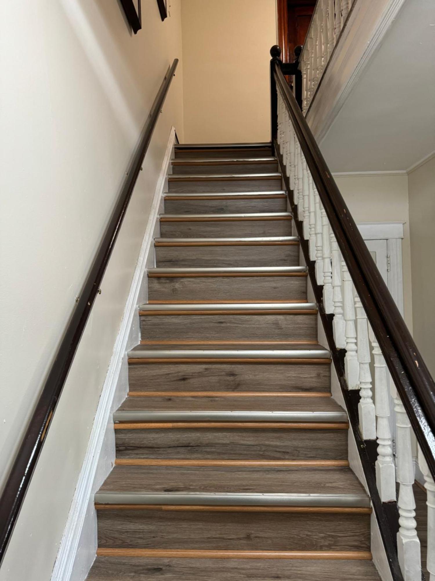 Comfy Getaway, 5 Bed, Sleeps 9, Walk To Falls! Niagarafälle Exterior foto