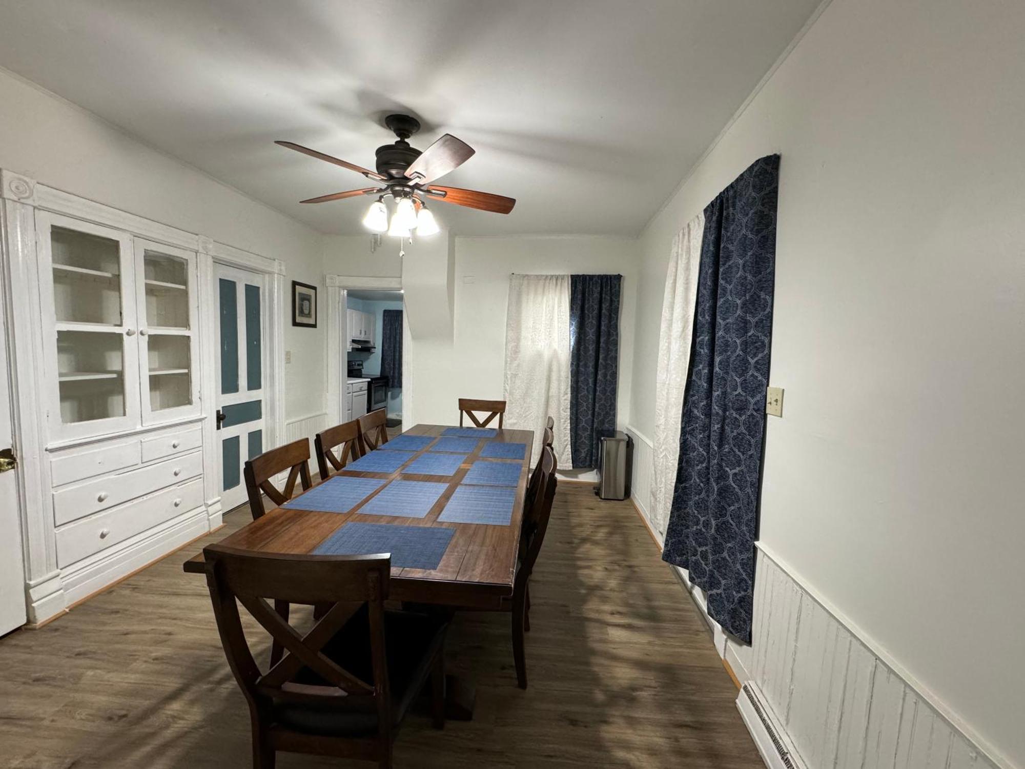 Comfy Getaway, 5 Bed, Sleeps 9, Walk To Falls! Niagarafälle Exterior foto