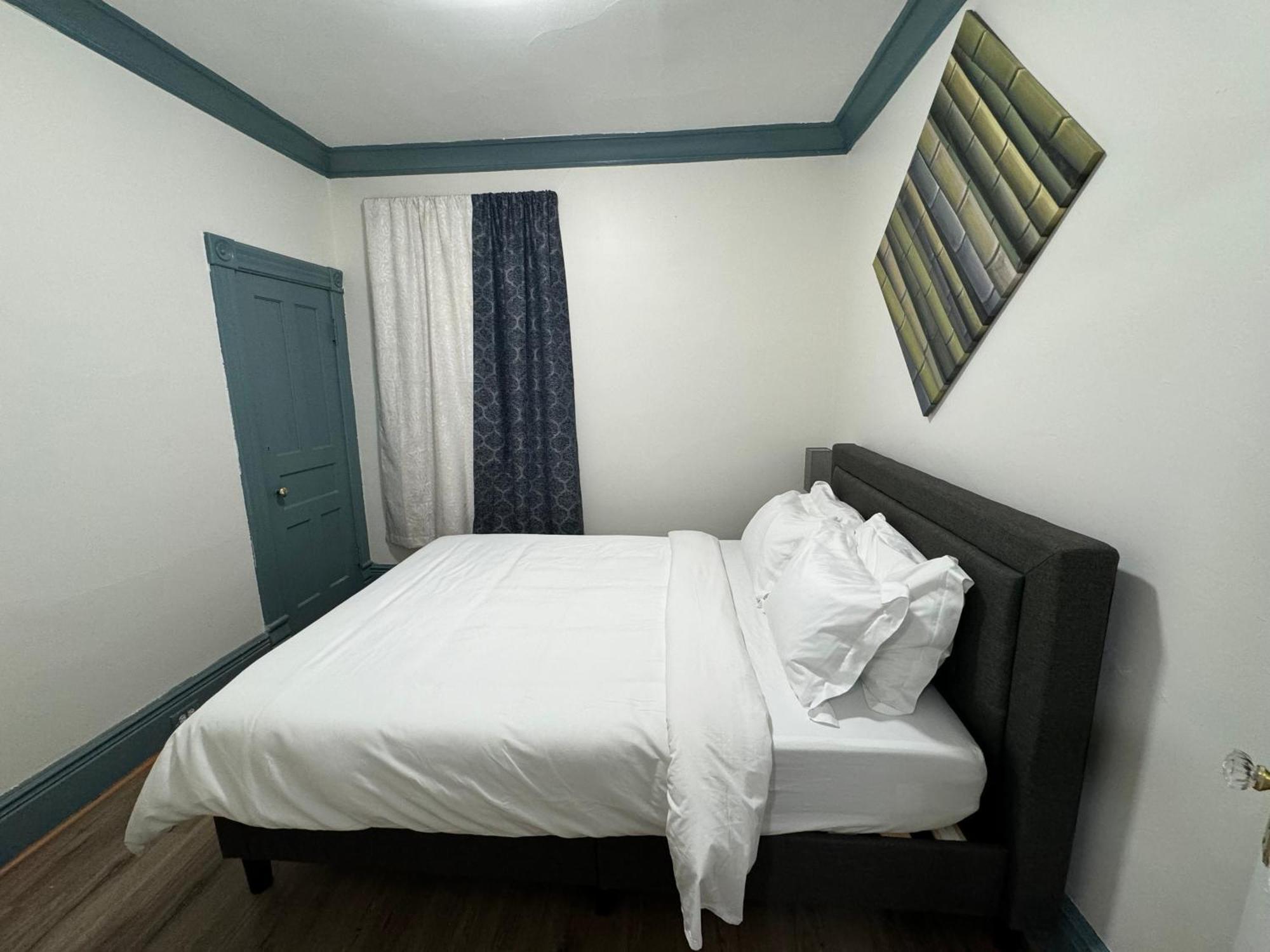 Comfy Getaway, 5 Bed, Sleeps 9, Walk To Falls! Niagarafälle Exterior foto